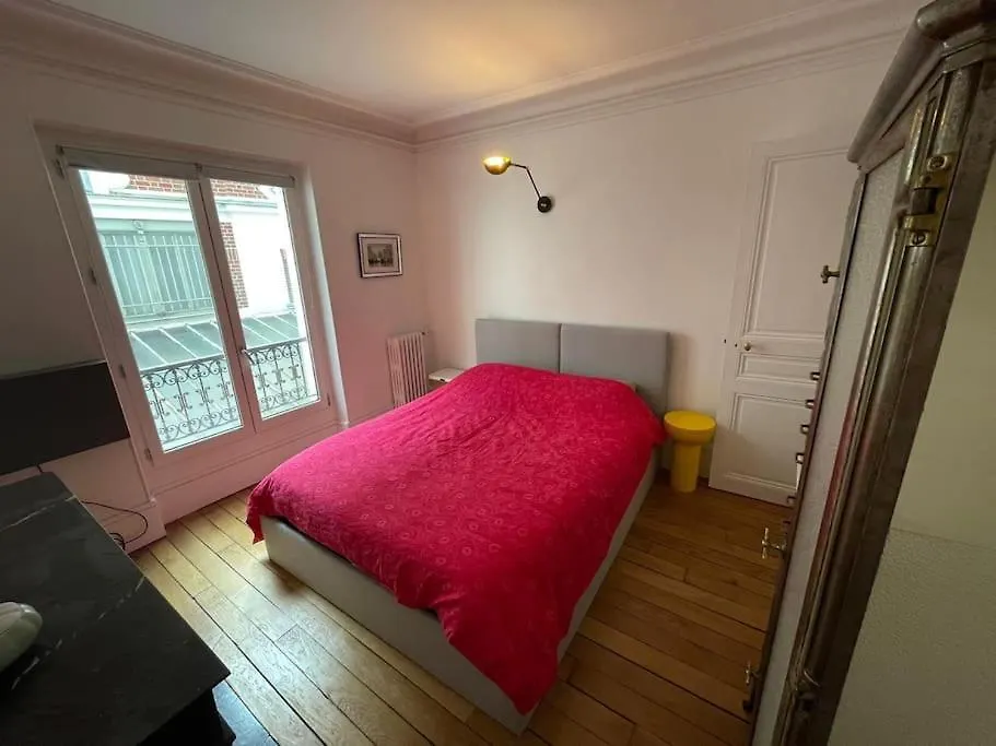 Apartment Charming And Bright Flat In A Very Convenient Area Paris