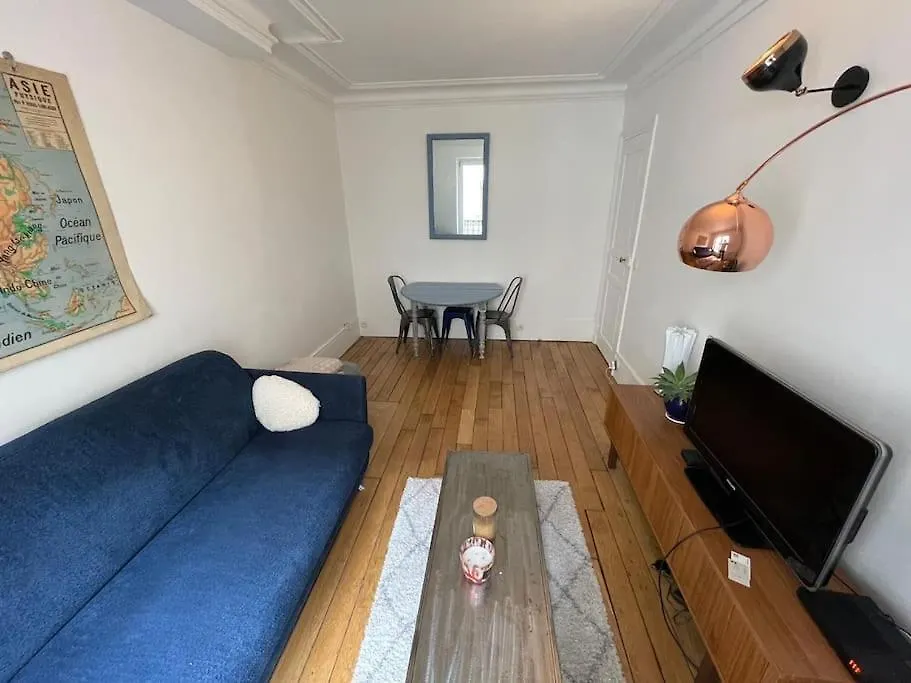 Apartment Charming And Bright Flat In A Very Convenient Area Paris